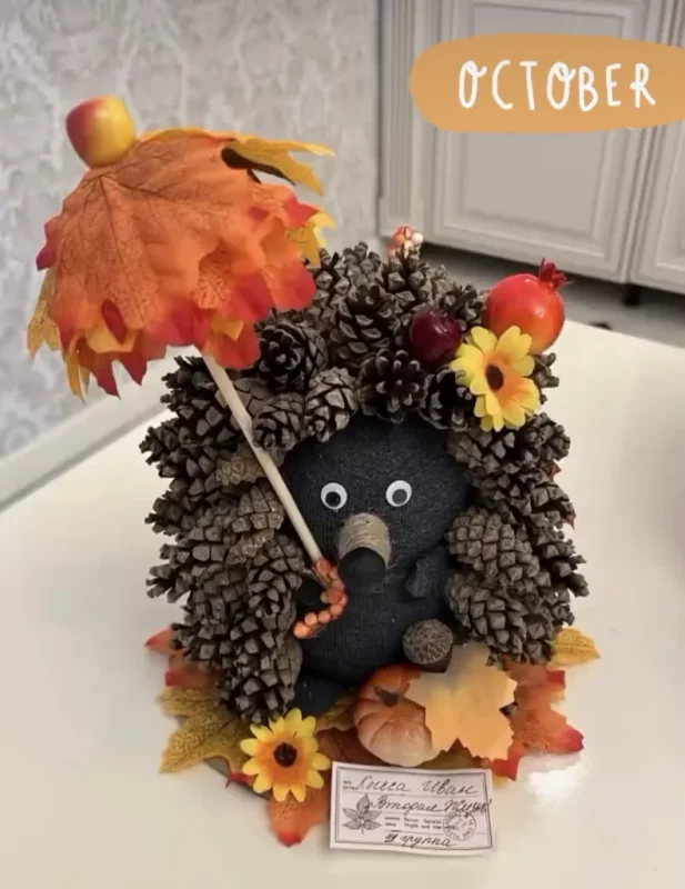 Как сделать поделку Ёжика из шишек