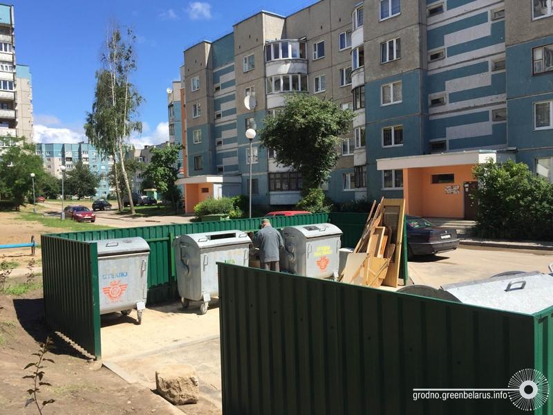 Вид из окна на 24 мусорных контейнера: топ самых неудачных мест для мусорок в Гродно