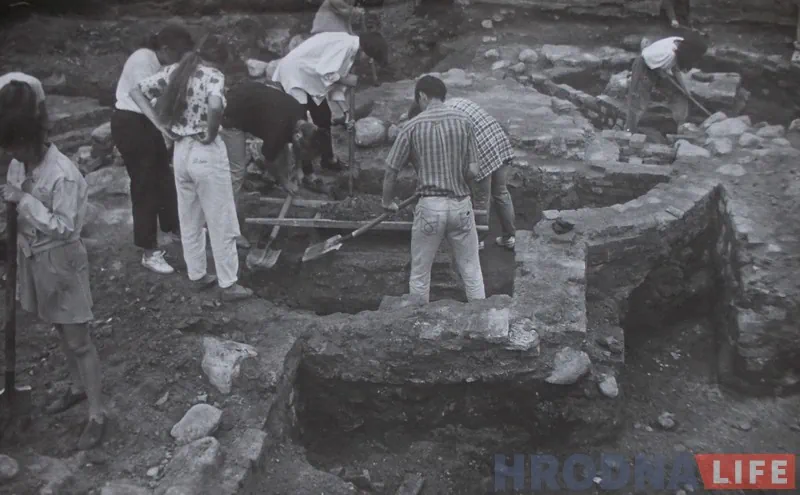 Начало археологических раскопок Фары Витовта. Начало 1990-х годов.