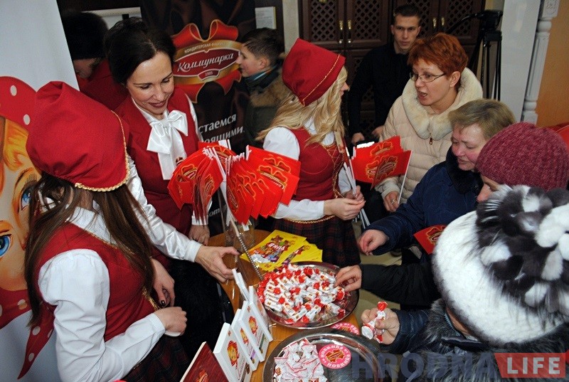 В центре Гродно открылся фирменный магазин и шоколадный бар "Коммунарка" В центре Гродно открылся фирменный магазин и шоколадный бар "Коммунарка"