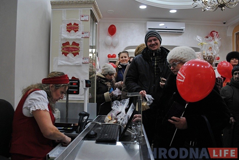 В центре Гродно открылся фирменный магазин и шоколадный бар "Коммунарка" В центре Гродно открылся фирменный магазин и шоколадный бар "Коммунарка"