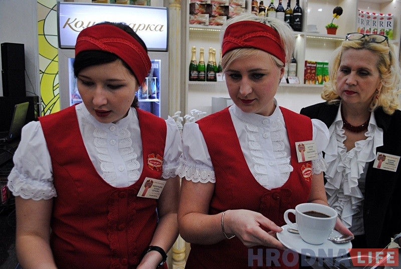 В центре Гродно открылся фирменный магазин и шоколадный бар "Коммунарка" В центре Гродно открылся фирменный магазин и шоколадный бар "Коммунарка"