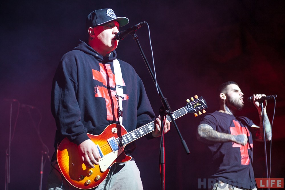 "Мы вернулись надолго". Brutto выступили в гродненском Ледовом "Мы вернулись надолго". Brutto выступили в гродненском Ледовом