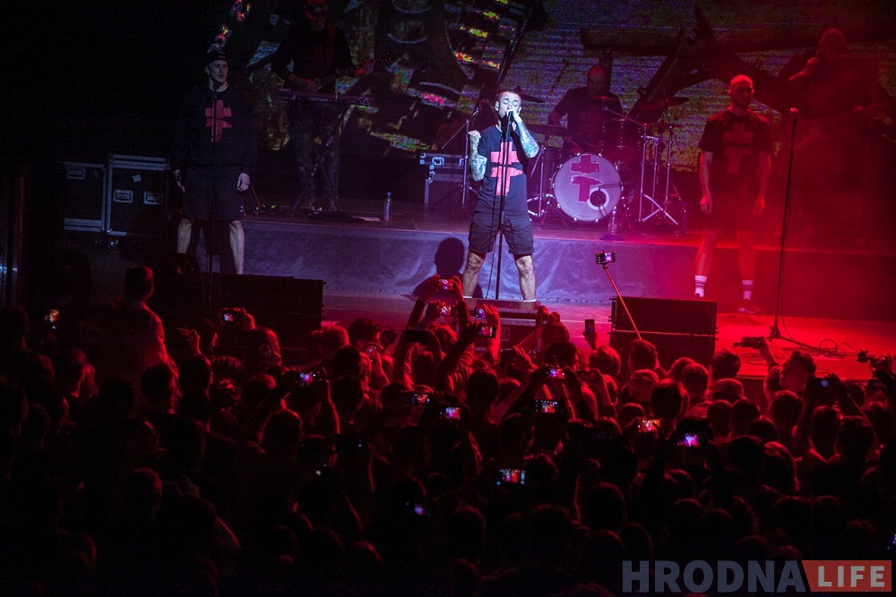 "Мы вернулись надолго". Brutto выступили в гродненском Ледовом "Мы вернулись надолго". Brutto выступили в гродненском Ледовом