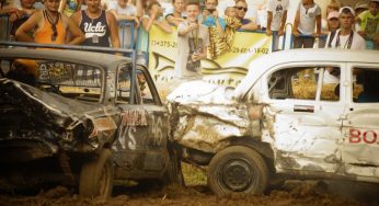 «Победил на пустых колесах». Черная и белая «Волги» сошлись в финальном поединке гродненских автобоев