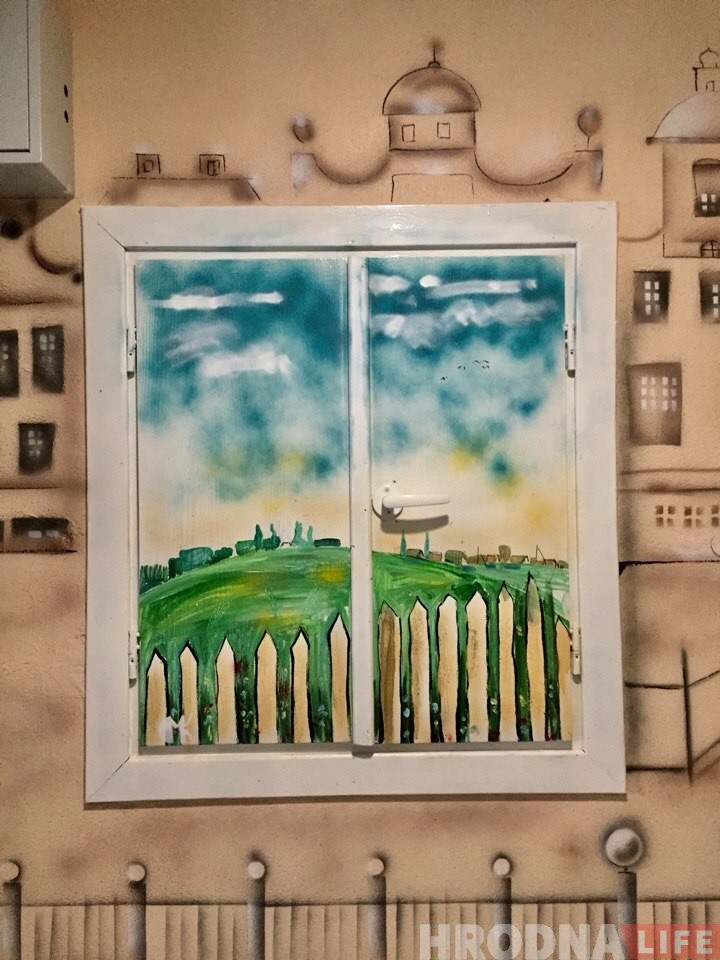 На Победы появился подъезд, который радует глаз На Победы появился подъезд, который радует глаз