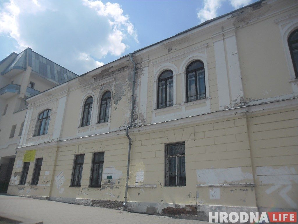 Реставрация по-гродненски: как довести здание до катастрофы, а после героически его восстанавливать