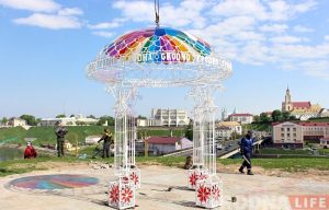 В центре Гродно открылся фирменный магазин и шоколадный бар "Коммунарка" В центре Гродно открылся фирменный магазин и шоколадный бар "Коммунарка"