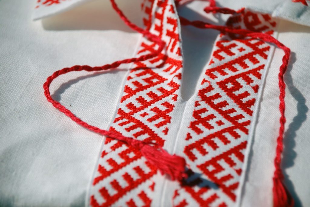 Гродненский День вышиванки перенесли в "Галактику" из-за погоды