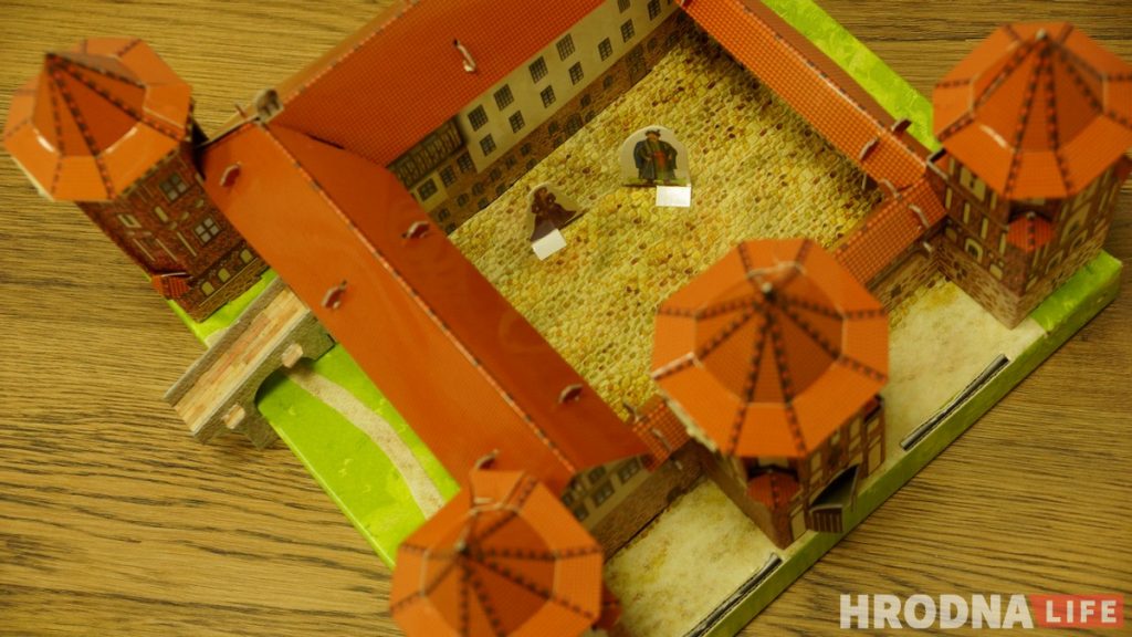 Построй себе Мирский замок и узнай о его легендах