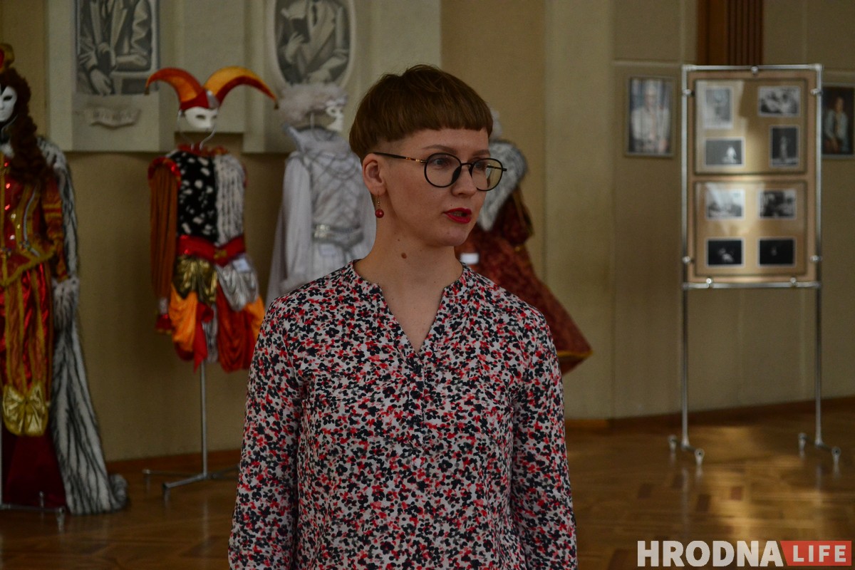 Чего вы не знали о театре: выставка прямиком из-за кулис открылась в Драмтеатре Чего вы не знали о театре: выставка прямиком из-за кулис открылась в Драмтеатре