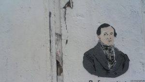 В Украине 4-классница нашла надгробную плиту белорусского писателя Яна Борщевского