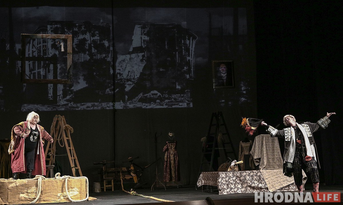 Актеры из Белостока показали гродненцам "Месть" по-польски Актеры из Белостока показали гродненцам "Месть" по-польски