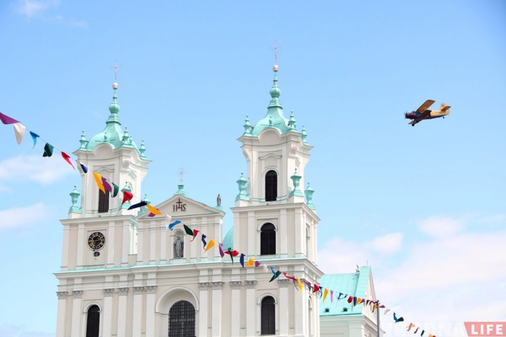 Над Гродно низко кружил самолет. Без листовок?