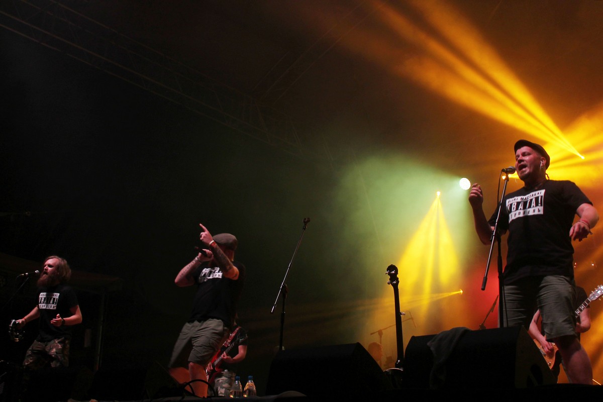 Белорусский Вудсток. Как закрывался фестиваль "Басовище" Белорусский Вудсток. Как закрывался фестиваль "Басовище"