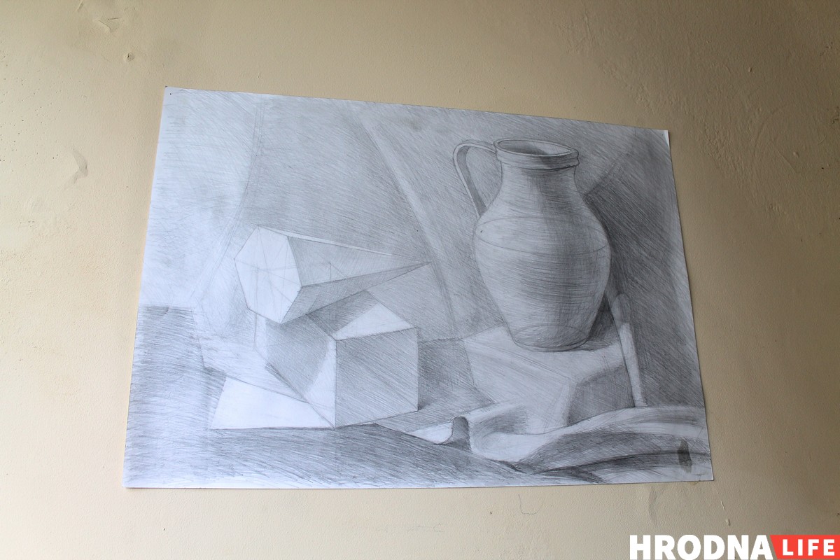 В Гродно появилась "Выставка в подворотне". Кто ее создал? В Гродно появилась "Выставка в подворотне". Кто ее создал?