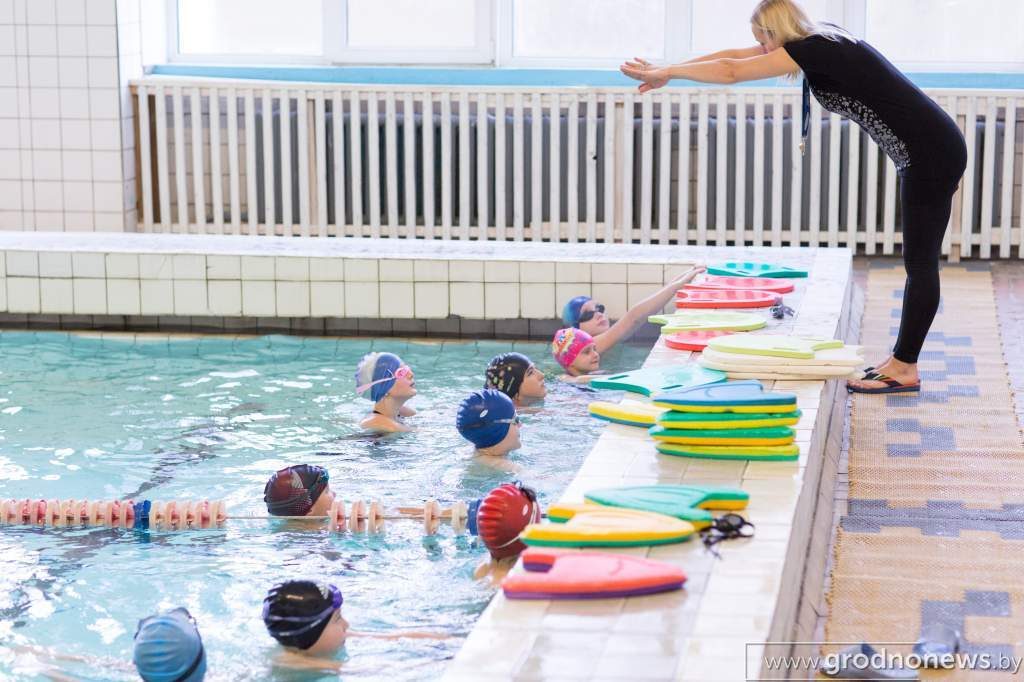 дворец пионеров бассейн