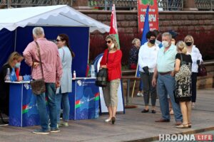 В Гродно прошел первый пикет за Лукашенко (ФОТО+ВИДЕО)
