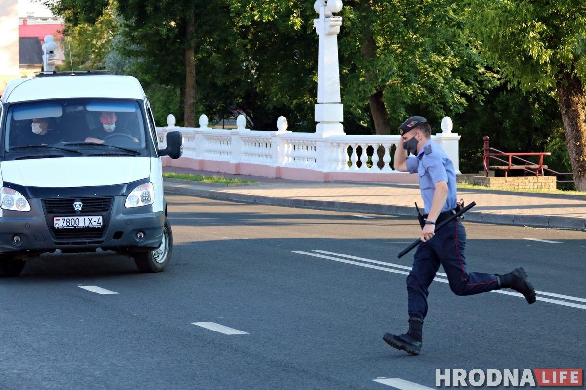 В Гродно прошла очередная акция солидарности: несколько человек задержали