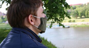 «Отцу до последнего не говорили, что мама умерла». Гродненец рассказал, как его семья столкнулась с COVID-19