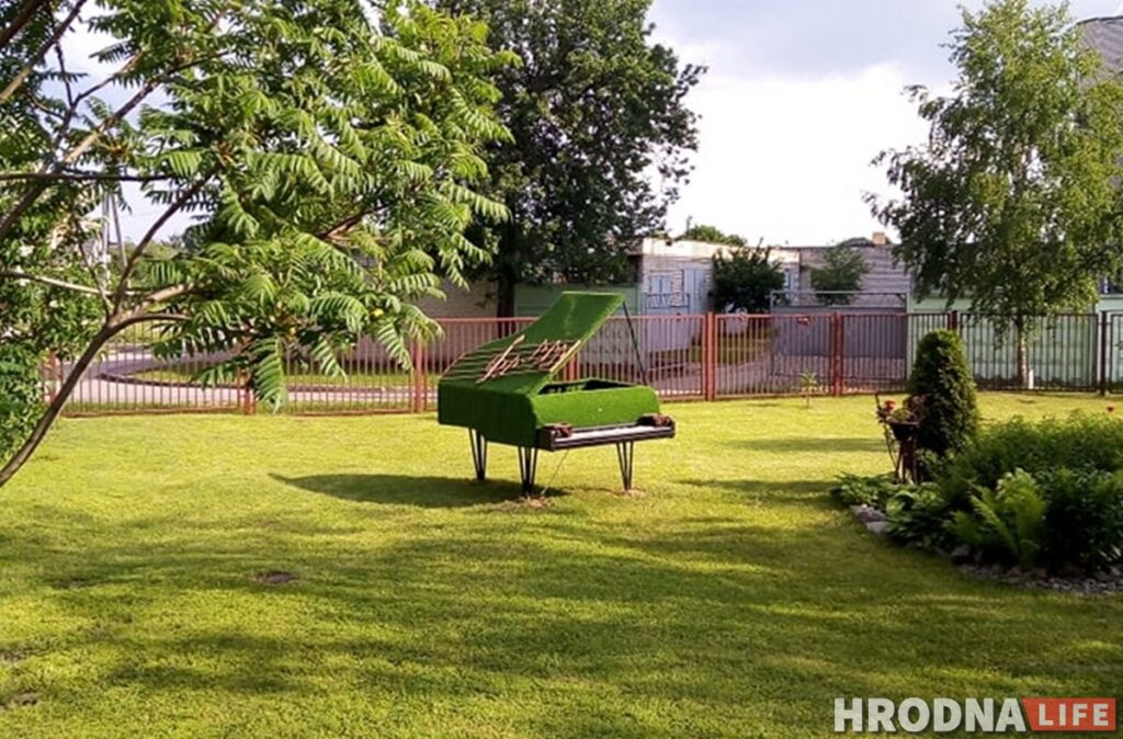 Рояль из парка Жилибера снова в городе. Смотрите, где он сейчас