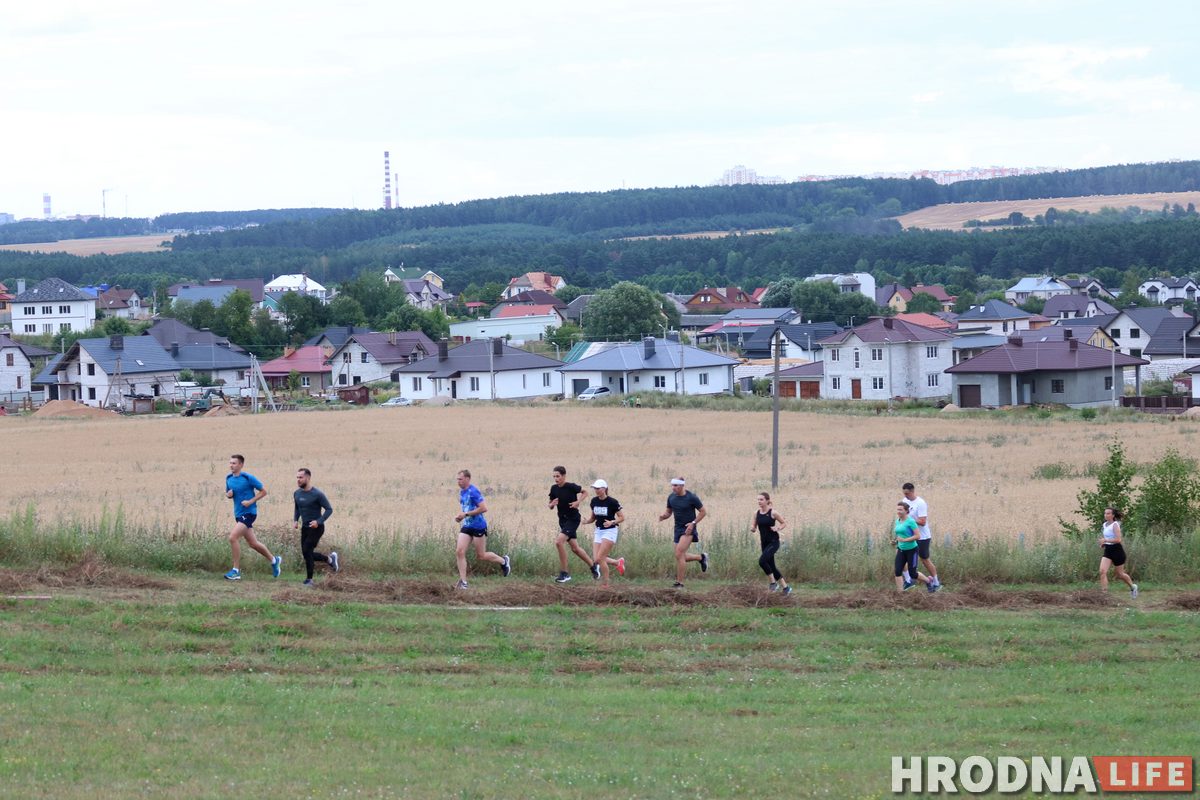 «Все соскучились по бегу». Гродненцы из клуба Run4Fun готовятся покорять "Олимп"