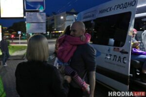 «Шел за тортом – пришел на Володарского». Политзаключенные из Гродно вернулись домой