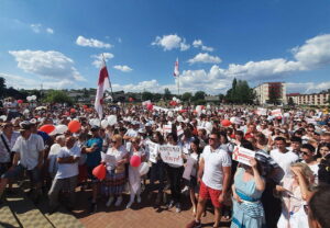 От 20 до 4000 человек: как протестовали города и деревни Гродненской области От 20 до 4000 человек: как протестовали города и деревни Гродненской области