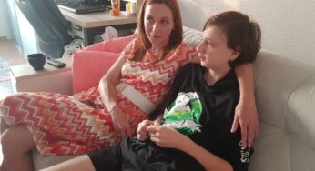 «Сказать, что я плохая мать — это сказать, что солнце выключили». Директор гродненского хосписа, — о давлении школы на ее ребенка