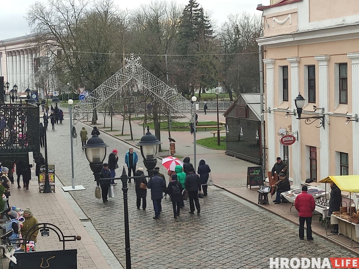 Минимум 12 человек задержали в Гродно во дворах 29 ноября. Милиция: "ненадолго собирались малочисленные группы граждан"