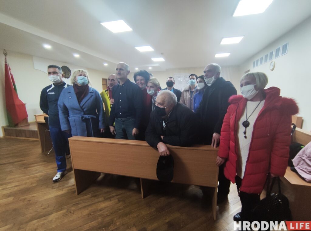 За пинок в бедро силовику пенсионеру в Гродно присудили два с половиной года без направления в  исправительные учреждения