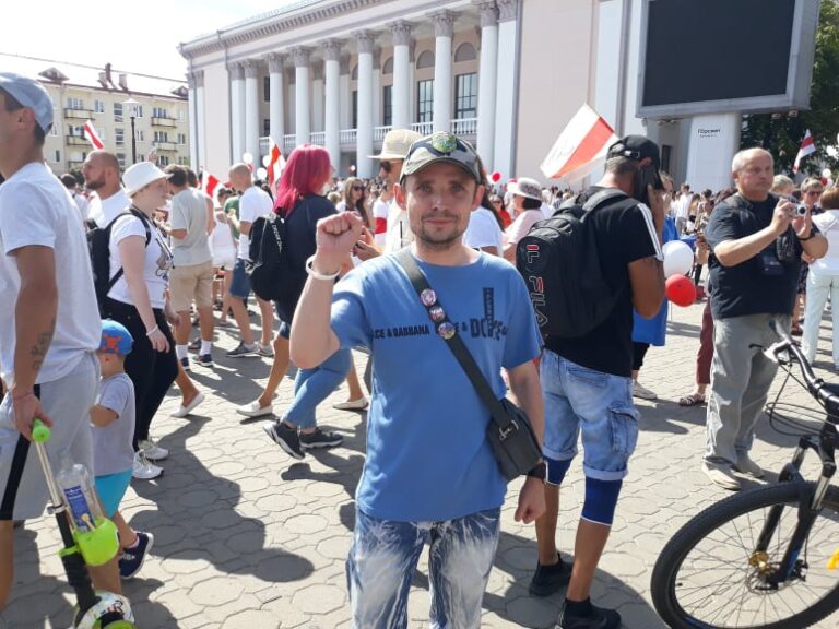 Андрей Баканаускас в августе во время мирных протестов в августе 2020 г.. Фото: из архива героя / уволенные из-за стачки