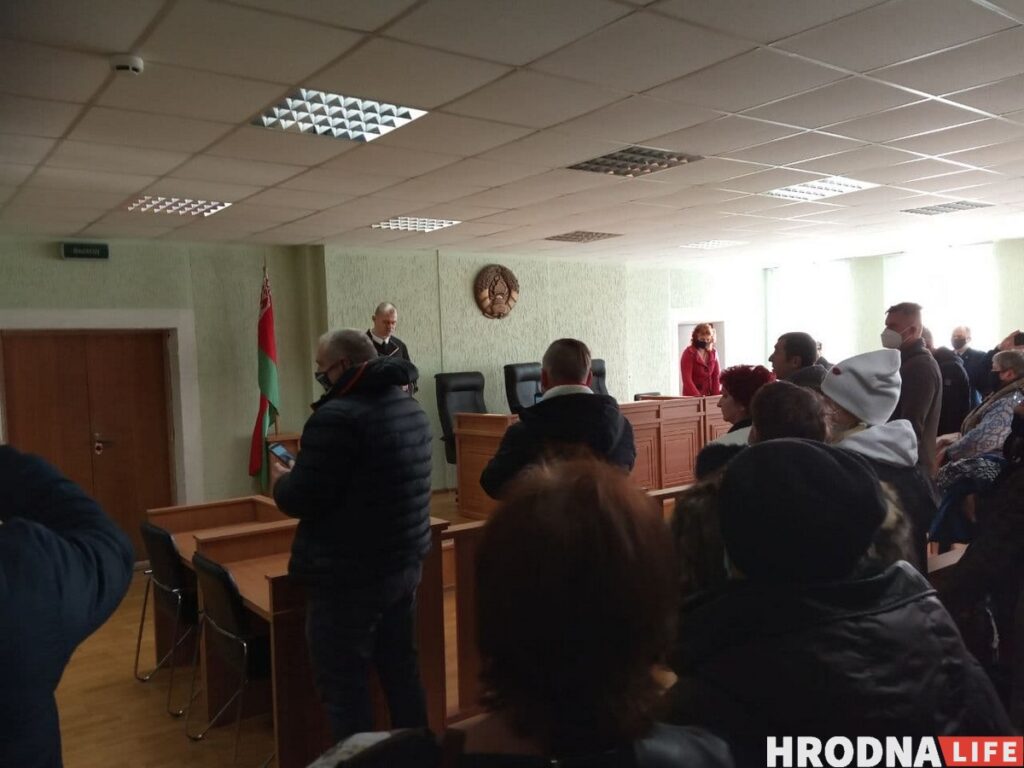 Активиста из Березовки Витольда Ашурка осудили на 5 лет колонии общего режима