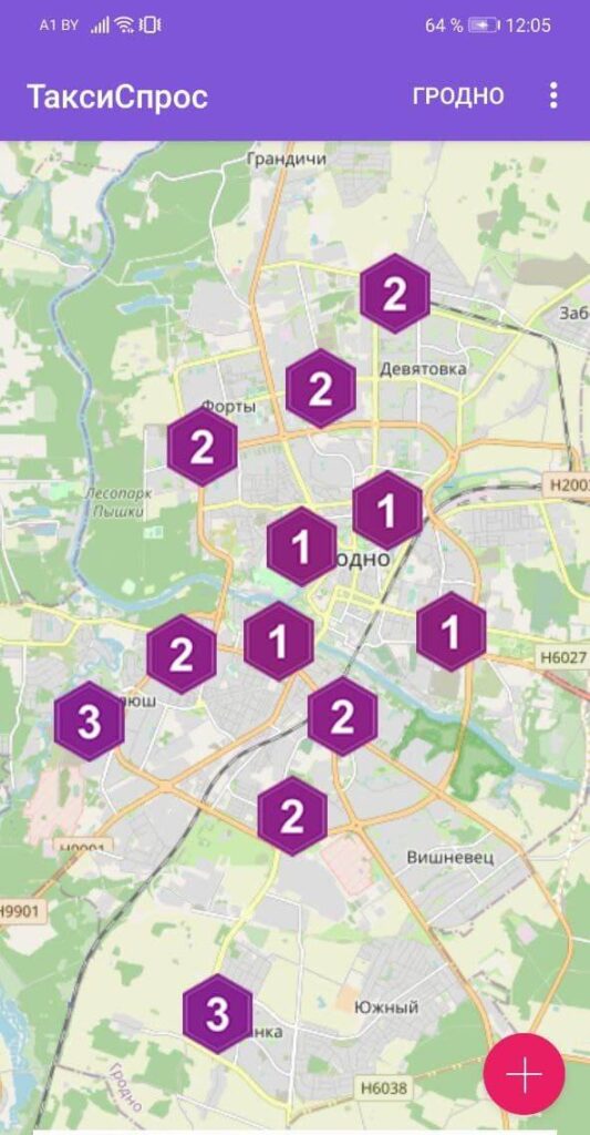 В Гродно снова снег: горожане толкают такси, тянут фуру, ждут коммунальщиков