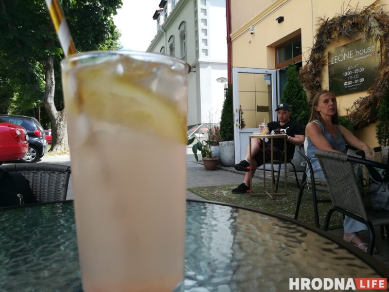 Огуречный, юдзу и лавандовый: 7 холодных лимонадов жаркого лета в Гродно