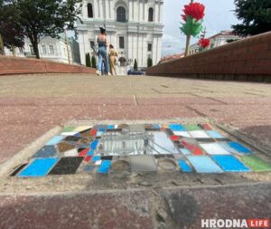 "Хирург тротуаров" или "свой Бэнкси"? Неизвестный мастер в Гродно создаёт стрит-арт под ногами "Хирург тротуаров" или "свой Бэнкси"? Неизвестный мастер в Гродно создаёт стрит-арт под ногами