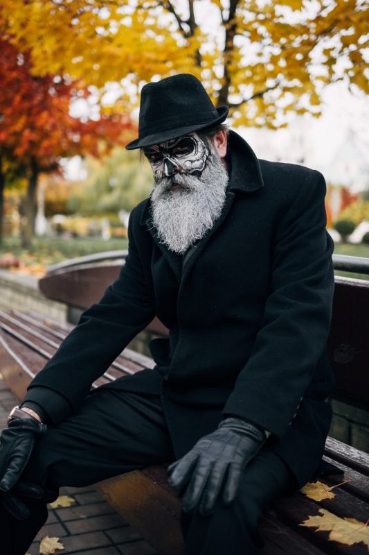 “Борода - не показатель”. Бородатые из Гродно репетировали Хэллоуин, чтобы помочь детям