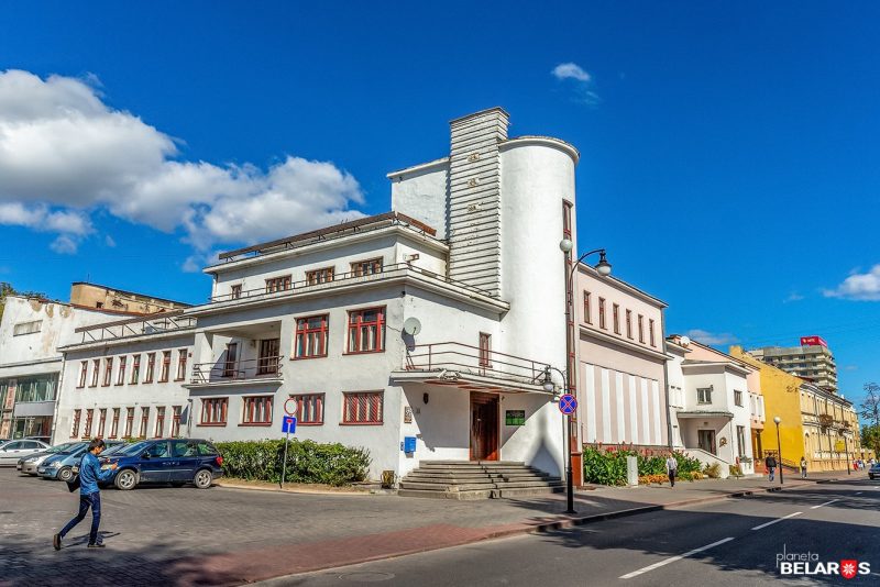 Дом офицеров в Гродно снова не продали с аукциона - никто не захотел его приобрести