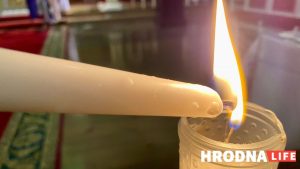 В Гродно привезли Вифлеемский огонь: впервые не через “Брузги” В Гродно привезли Вифлеемский огонь: впервые не через “Брузги”