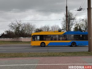 Оплата проезда карточкой и новые электронные табло. Какие изменения готовит гродненский автопарк в 2025 году? троллейбус тралейбус общественный транспорт