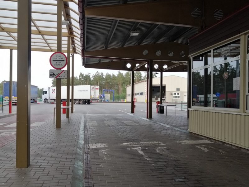 В Беларуси больше нельзя пересекать границу без очереди на самокатах. В чем причина и на чем можно? граница литва