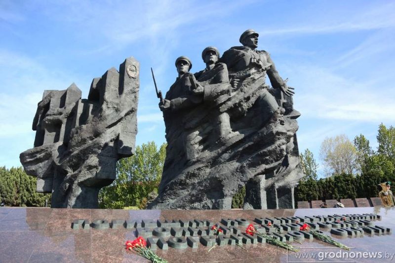 Памятник советским пограничникам в Гродно
