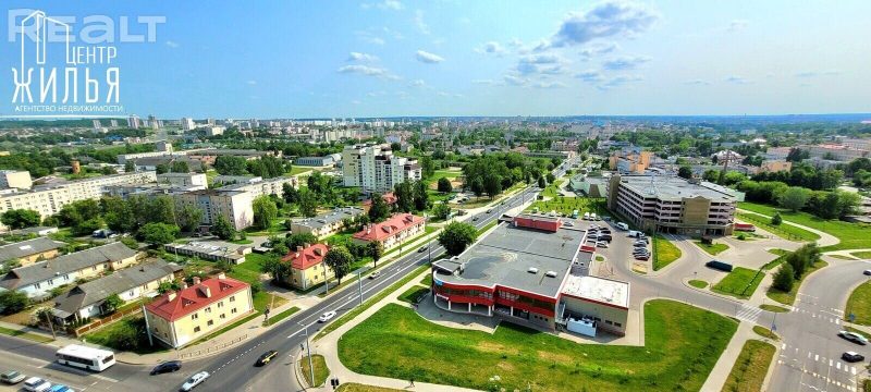 Вид из квартиры на Дзержинского. Фото realt.by 15