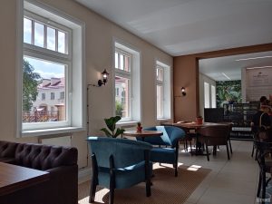 В Triniti открылось пространство, где можно устроить танцевальный батл и выиграть Пикачу Кофейня-пекарня The Big Easy