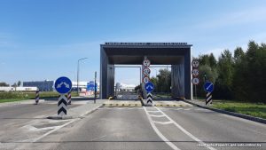 На "Привалке" заработала обязательная дезинфекция авто. Пока - бесплатно, но ненадолго Станция дезинфекции