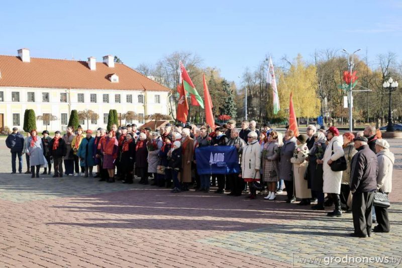 7 ноября 2023 г. – митинг у памятника Ленину в Гродно