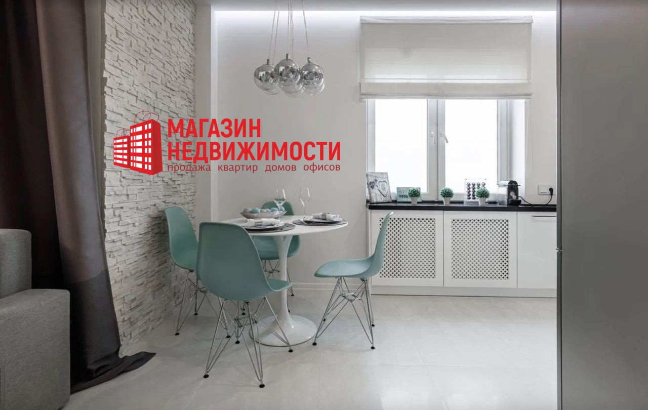Бирюзовая мебель в квартире на Дзержинского