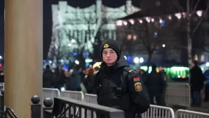 Милиция на улицах в новогоднюю ночь 2024