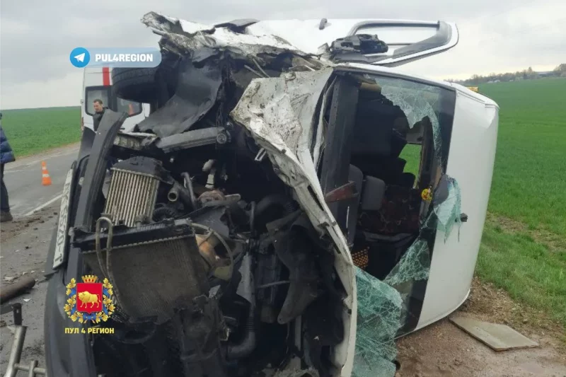 Столкновение с участием маршрутки в Мостовском районе.