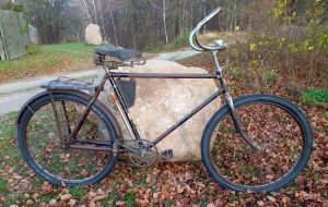 «Их в Беларуси не более 15». Как мастер восстановил столетний велосипед Niemen, чтобы сохранить гродненскую историю Восстановленный велосипед Niemen. Фото из собственного архива героя